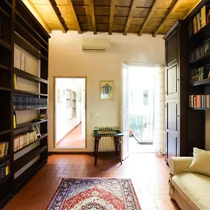 Casa Ghibellina - Center With Outdoor Space! Appartamento