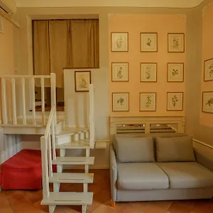 Tranquil Near Museums And Train Station Appartamento